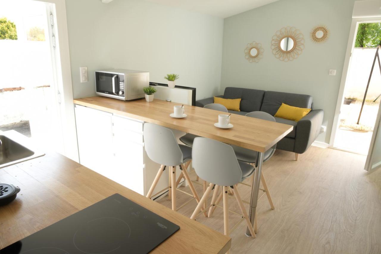T2 - 28M2 Avec Cour Et Stationnement, Wifi Et Linge Fournis Apartment อองกูแลม ภายนอก รูปภาพ